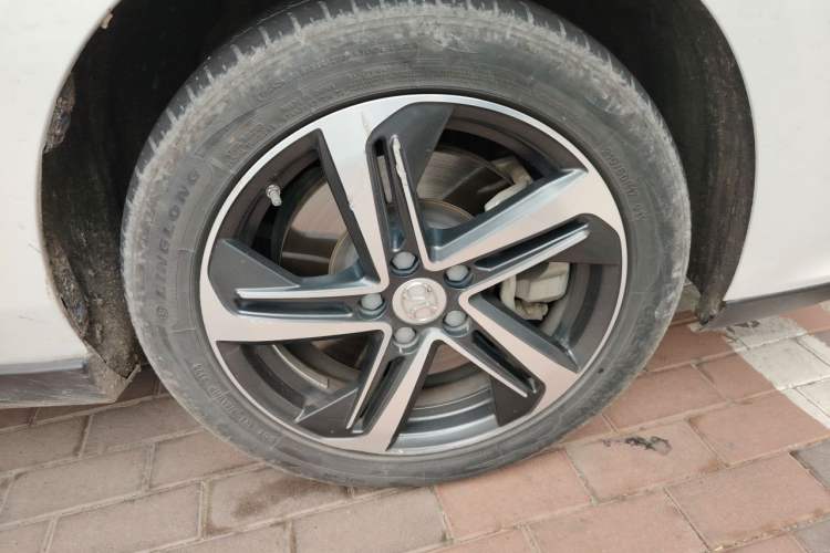 Used BAIC Beijing EU5 2018 R550 Smart Trend Edition
