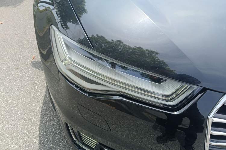 Used Audi A6L New Energy 2018 40 e-tron Right Front Headlight