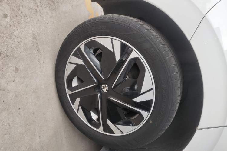 Used MG 4 EV 2023 415 km Range Sea-Faring Champion Edition
