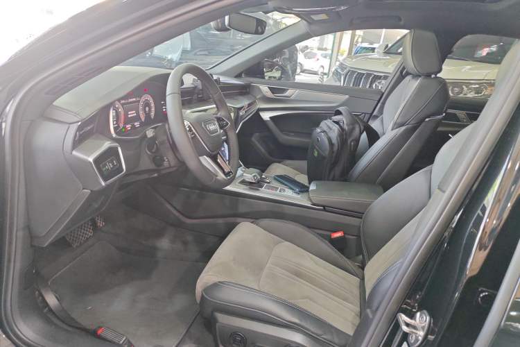 Used Audi A6L 2024 45 TFSI Prestige Dynamic Edition
