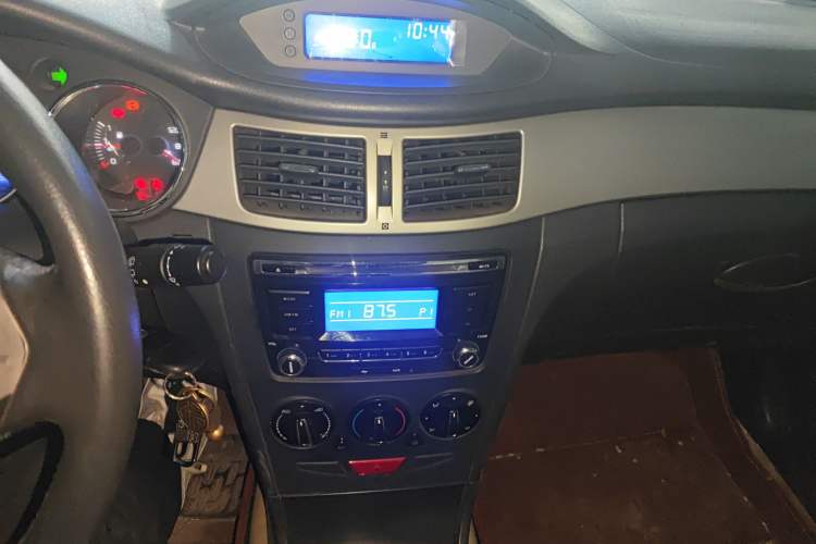 Used Dongfeng Aeolus H30 2012 CROSS 1.6L Manual Luxury Model