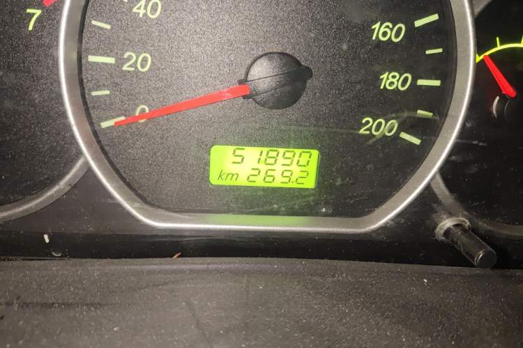 Used Wuling Hongguang 2021 1.5L Revised S Base Version Hydraulic Power Steering LAR Odometer Close Up