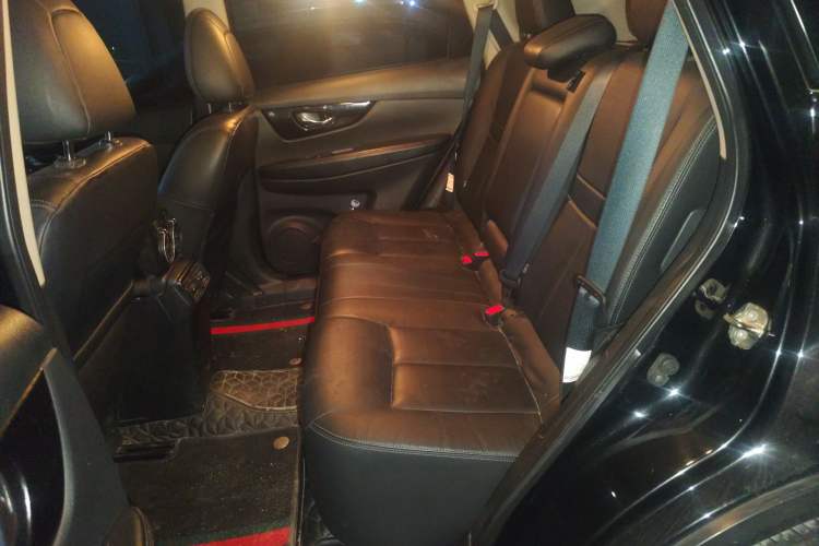 Used Nissan X-Trail 2020 2.0L XL ITS CVT 2WD SmartConnect Comfort Edition Left Rear Seat