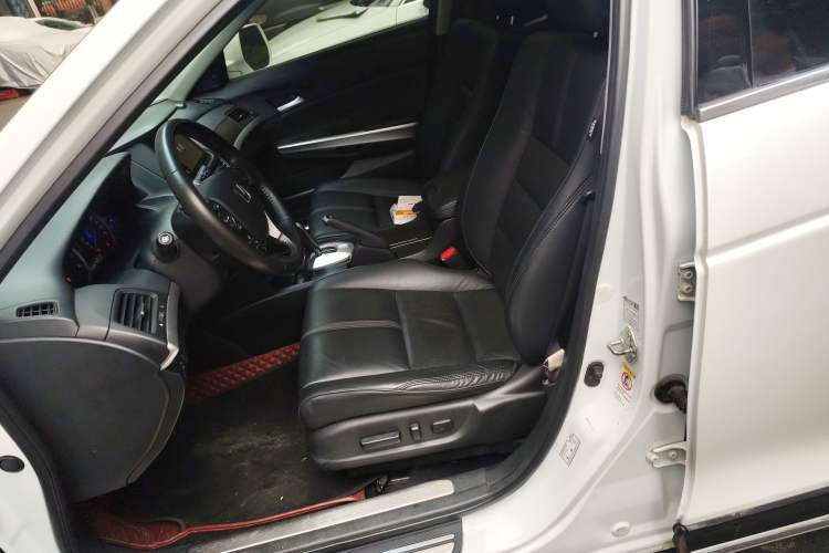 Used Honda Crosstour 2014 2.4L Luxury Edition
