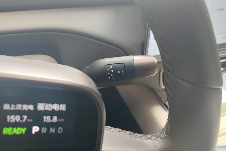 Used Li Auto MEGA 2024 Ultra Model