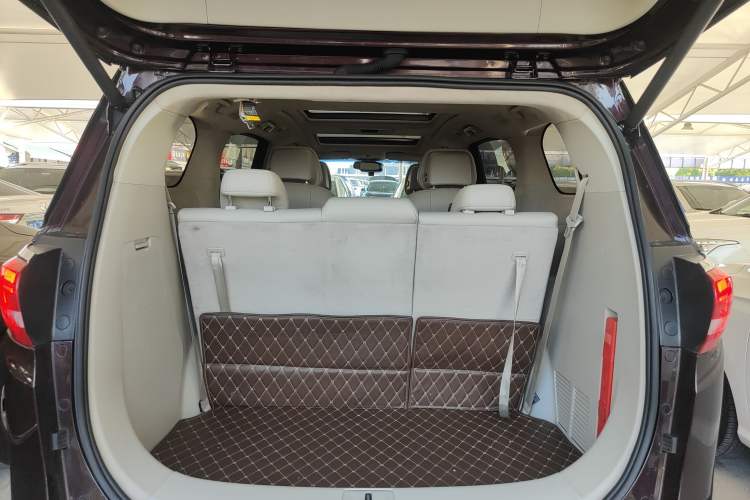 Used Buick GL8 2017 28T Avenir Avia National Emission Standard V