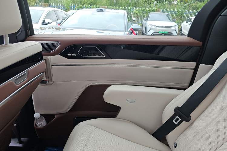 Used BYD Xia 2025 DM-i 1.5T 180km Beyond Edition