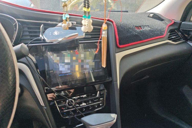 Used Venucia D60 2019 1.6L XL CVT Smart Connect Elite Edition