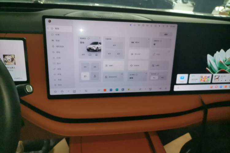 Used Wey Lanshan 2025 Four-Wheel Drive Max Audio And AC Panel