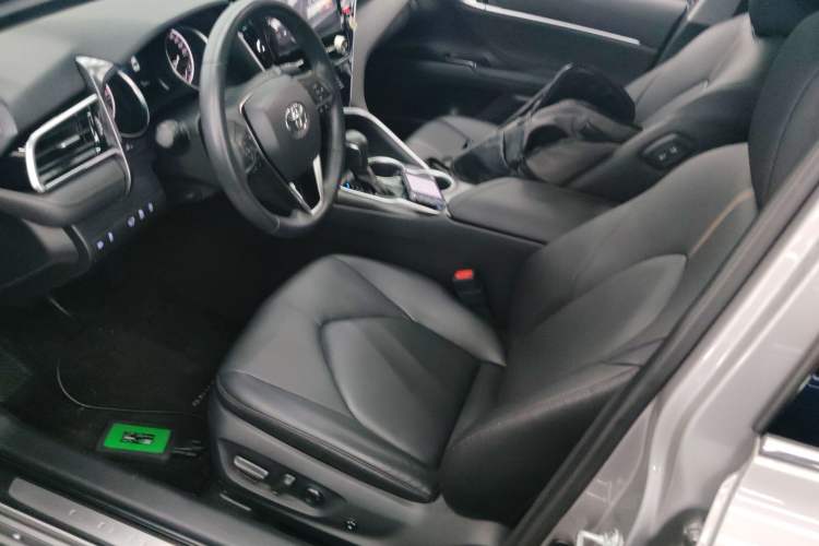 Used Toyota Camry 2021 2.0G Luxury Edition Left Front Seat