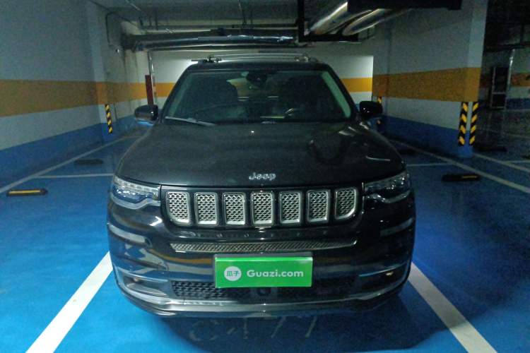 Used Jeep Grand Commander 2018 2.0T Four-Wheel Drive Smart Enjoyment Version China V Emission Standard
