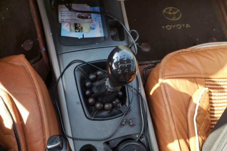 Used Hyundai MoInca 2009 1.8L Manual Comfort Edition GL Gear Lever