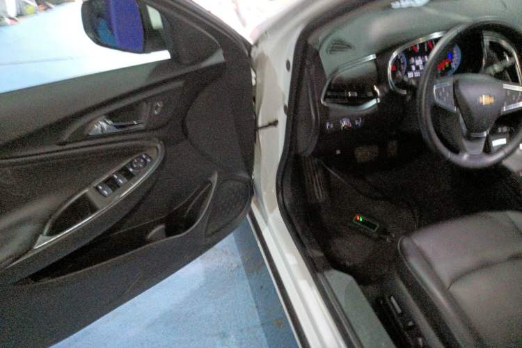 Used Chevrolet Malibu XL 2021 535T Automatic Sport Edition Driver Seat