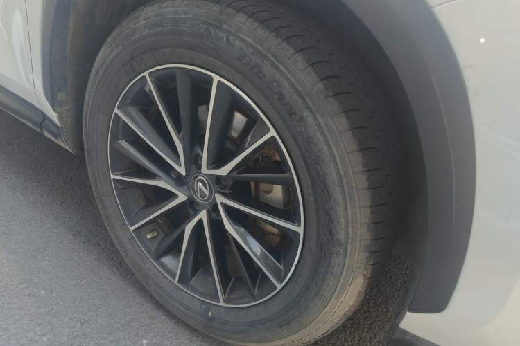 Used Lexus NX 2022 350h Front-Wheel-Drive Innovation Edition
