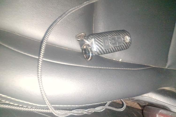 Used Mazda 3 Axela 2016 Sedan 1.5L Automatic Comfort Model