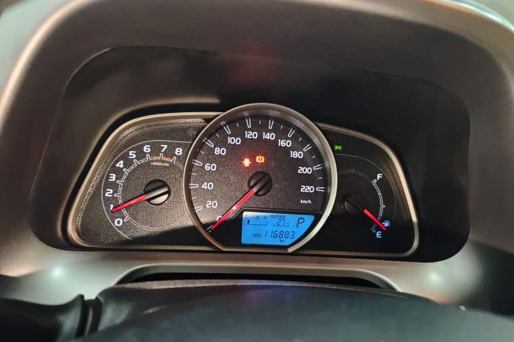 Used Toyota RAV4 2016 2.0L CVT Two-Wheel Drive Fashion Edition China V Standard
