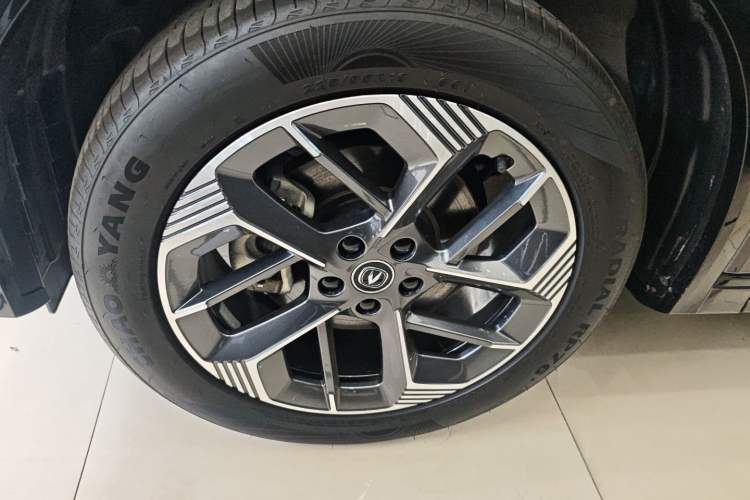 Used Changan CS75 PLUS 2025 4th Generation 1.5T New Blue Whale Smart Luxury Edition