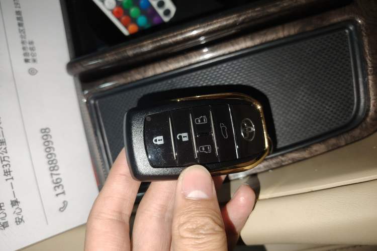 Used Toyota Alphard 2023 Dual-Motor 2.5L Premium Golden Edition
