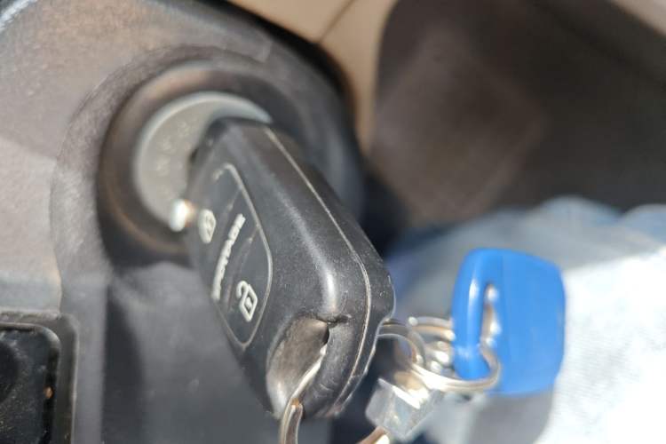 Used Kia Sportage 2012 2.0L Manual Two-Wheel Drive GL Trim
