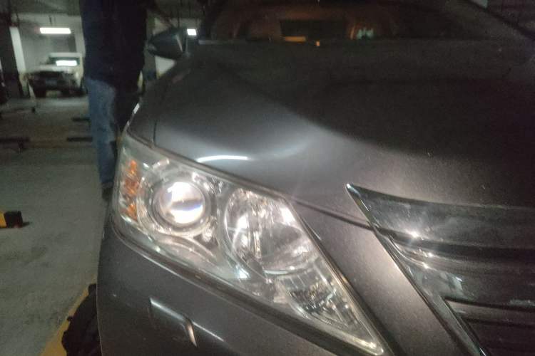 Used Toyota Camry 2012 Luxurious Edition 2.5HG Zunrui