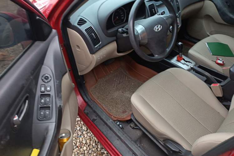 Used Hyundai Celesta 2011 1.6L Automatic Comfort Edition Driver Seat