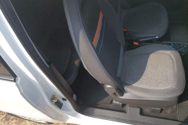 Used Wuling Hongguang MINIEV 2021 Macaron Fashion Model Lithium Iron Phosphate