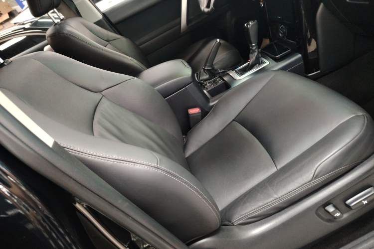 Used Toyota Prado 2016 2.7L Automatic Standard Edition Right Front Seat