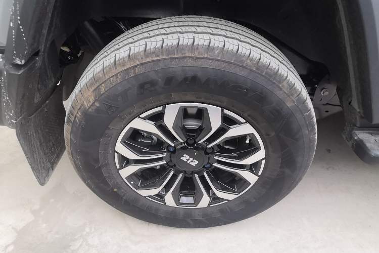 Used 212 T01 2025 Model 2.0T Diesel
