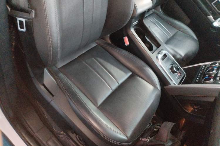 Used Land Rover Discovery Sport 2018 240 PS HSE Version