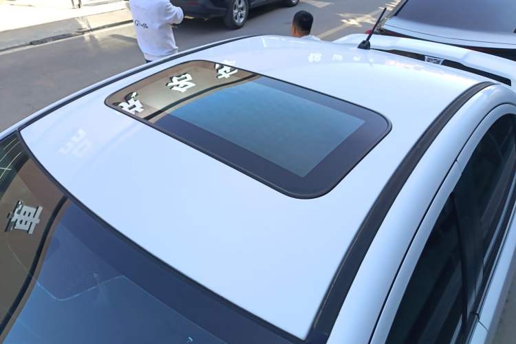 Used Mitsubishi Lancer EX 2015 1.8L Manual ZhiShang Edition China IV Roof