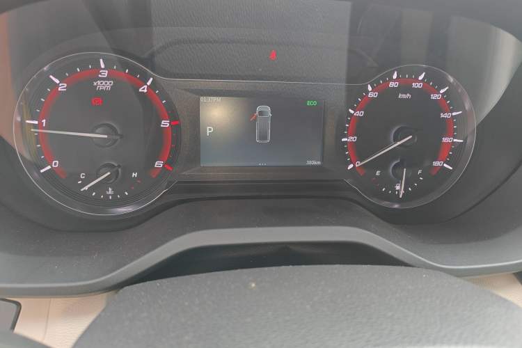 Used SAIC MAXUS V90 RV 2021 Traveler V90