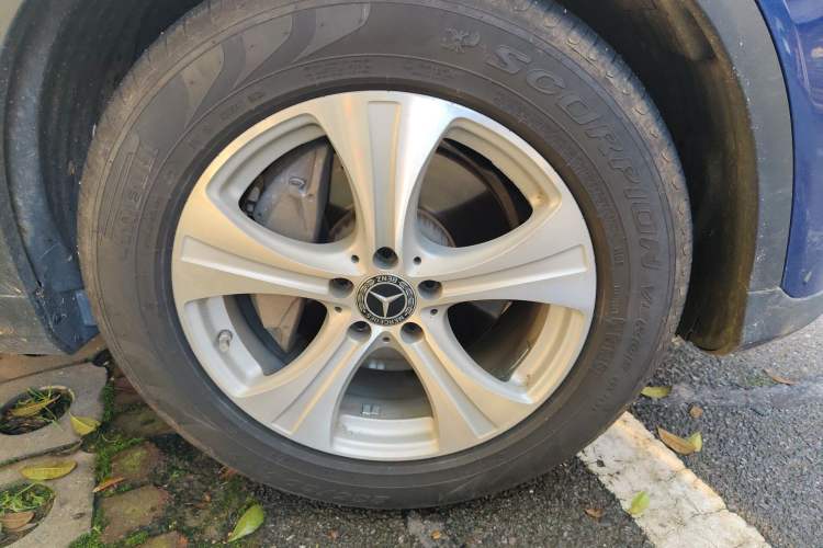 Used Mercedes-Benz GLC 2020 GLC 260 L 4MATIC Dynamic Model Right Front Wheel Hub