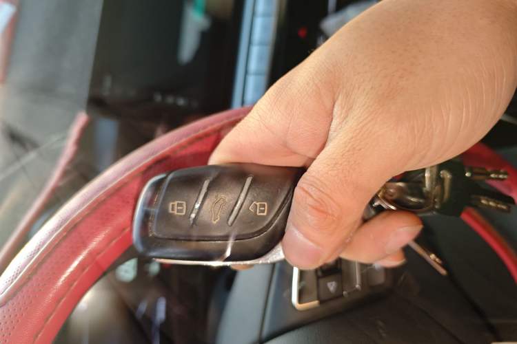 Used MG 5 2021 180 DVVT CVT Youth Luxury Edition
