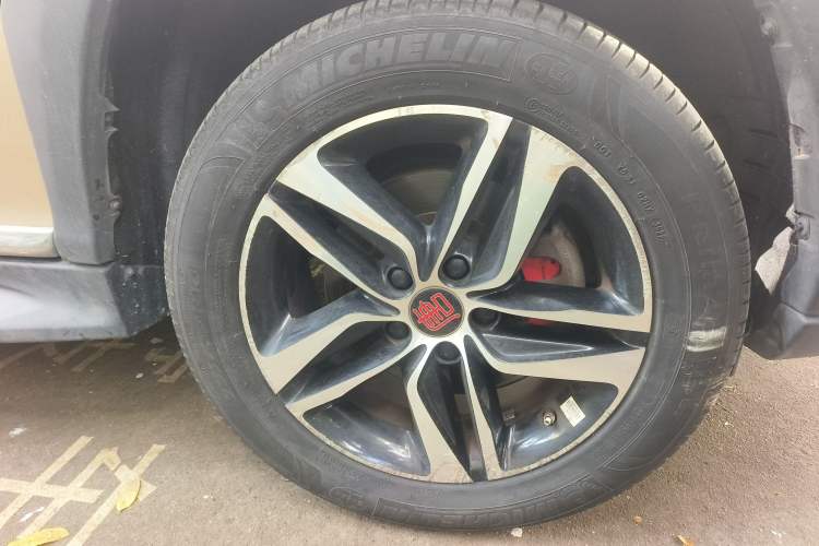 Used BYD Tang New Energy 2015 2.0T Four-Wheel Drive Prestige Version