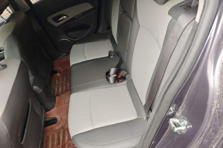 Used Chevrolet Cruze 2009 1.6L SE MT