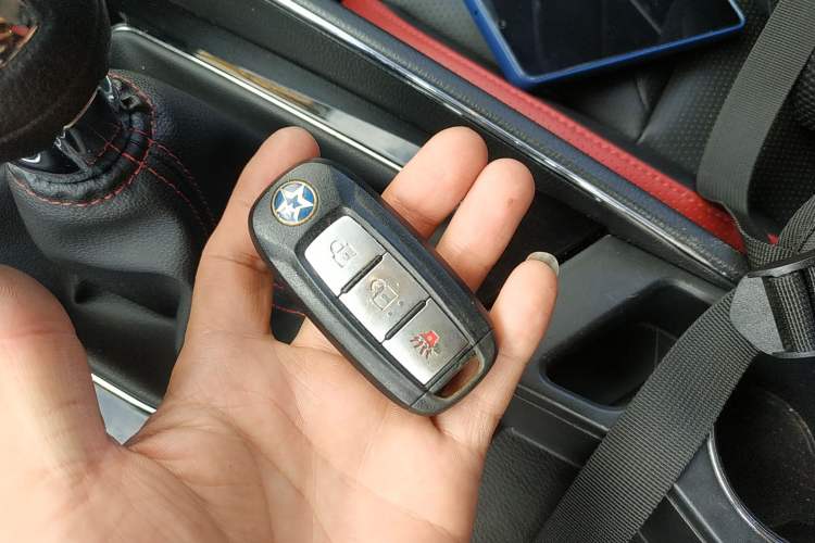 Used Venucia T60 2020 1.6L Manual Smart Vision Version China VI Standard
