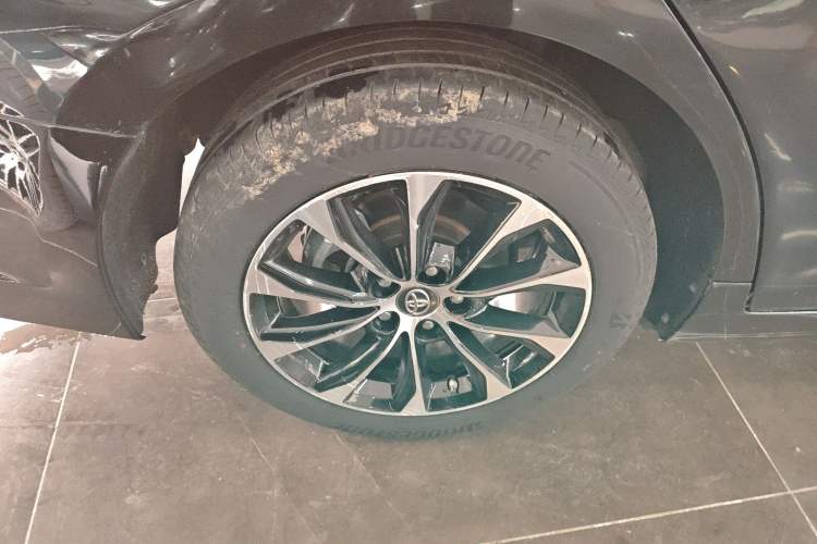 Used Toyota Avalon 2022 2.0L Ambition Edition