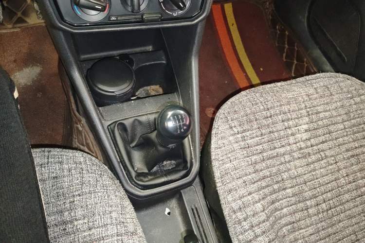 Used Volkswagen Jetta 2017 1.4L Manual Fashion Edition