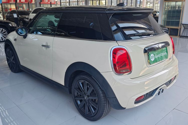 Used MINI 2019 2.0T COOPER S Classic Edition