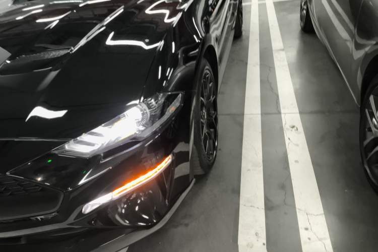 Used Ford Mustang 2020 2.3L EcoBoost Left Front Headlight