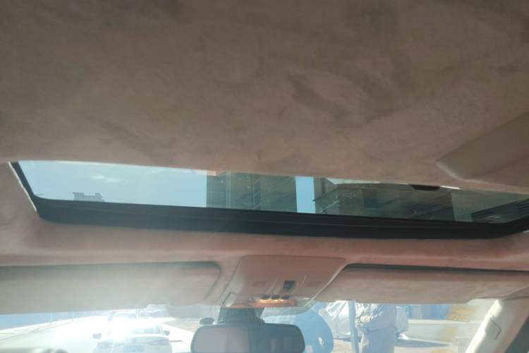 Used Land Rover Discovery 2012 5.0 V8 HSE Headliner