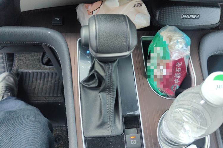 Used Toyota Granvia 2023 2.5L Hybrid Prestige PLUS Edition