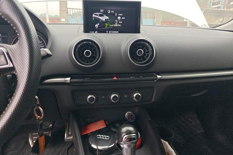 Used Audi A3 2018 30th Anniversary Edition Sportback 35 TFSI Ambition Model