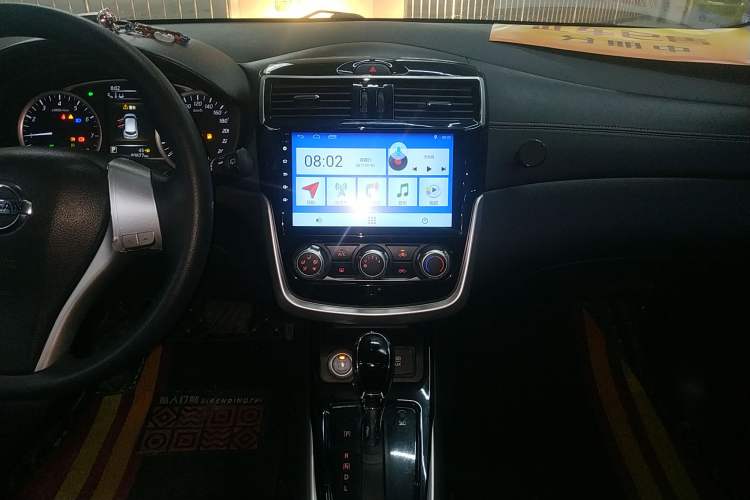 Used Nissan Tiida 2016 1.6L CVT Smart Drive Edition Audio And AC Panel