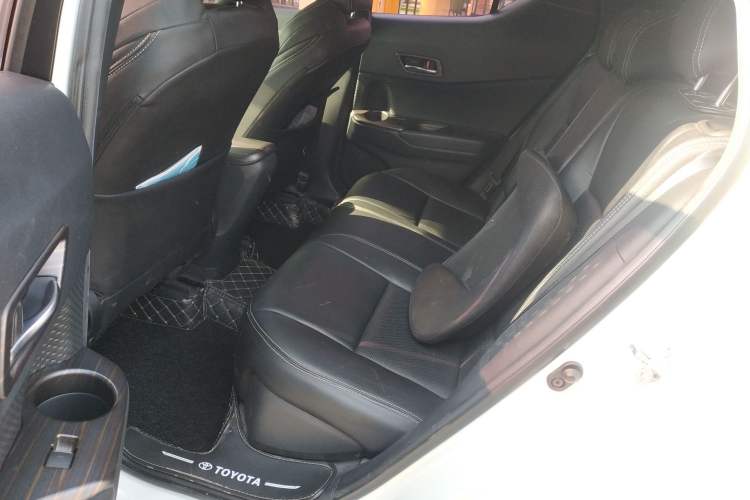 Used Toyota IZOA 2021 2.0L Enjoy Edition Left Rear Seat