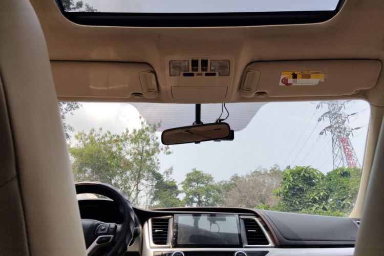 Used Toyota Highlander 2015 2.0T Four-Wheel Drive Luxury Edition 7-Seater
