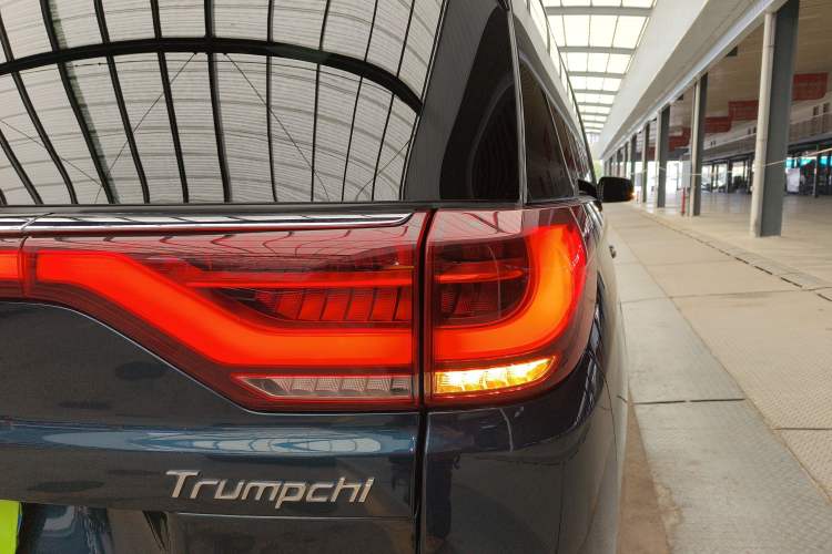 Used GAC Trumpchi M8 2020 390T Deluxe Edition Right Rear Taillight