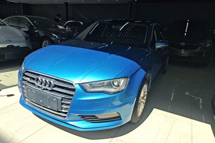 Used Audi A3 2016 Limousine 35 TFSI Prestige Edition Guazi used car, China used car export, Used car for sale, Used cars, Cheapest cars for sale
