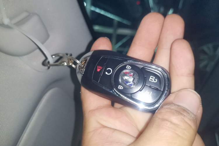 Used Buick Enclave 2022 652T Two-Wheel-Drive Prestige 7-Seater
