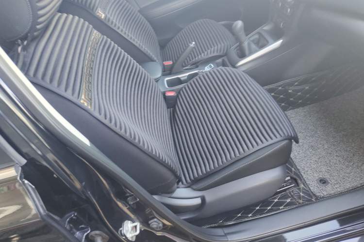 Used Nissan Sylphy 2019 Classic 1.6XE Manual Comfort Edition Right Front Seat